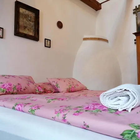 Zsambeki Vendeghaz -anno1815- Guest house Zsambek