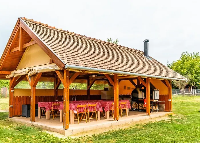 Zsambeki Vendeghaz -anno1815- Gæstehus Zsámbék