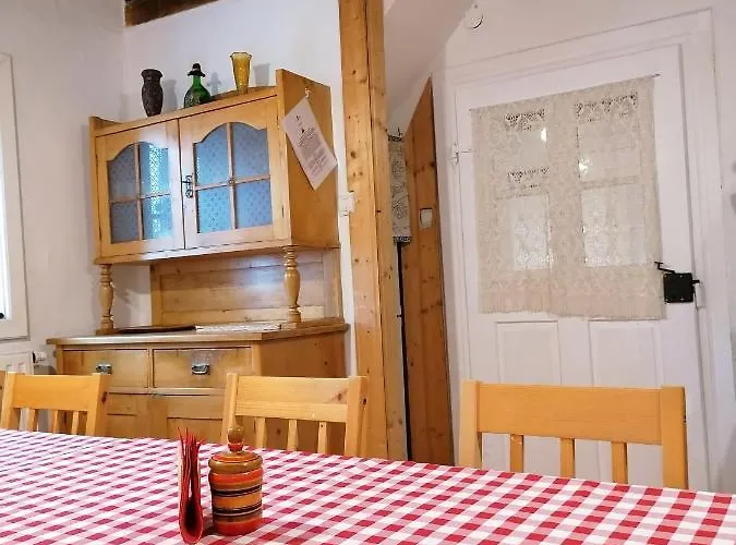 Zsambeki Vendeghaz -anno1815- Zsámbék