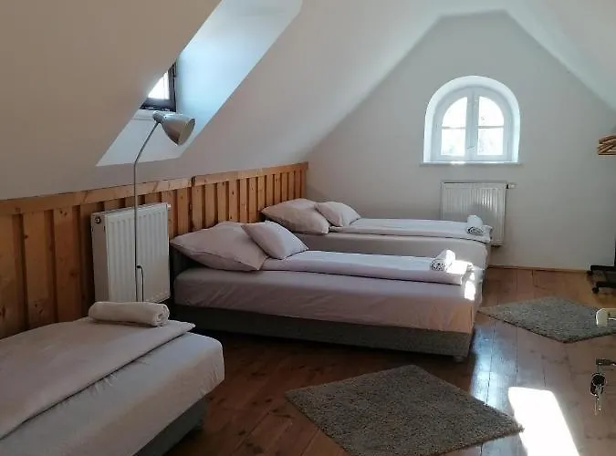 Zsambeki Vendeghaz -anno1815- Gæstehus *